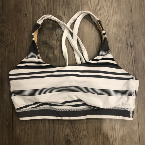 lululemon athletica Other - Lululemon Energy bra size 10